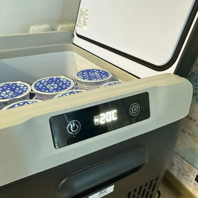 GELADEIRA X-BASIC 18L MAXICLIMA QUADRIVOLT